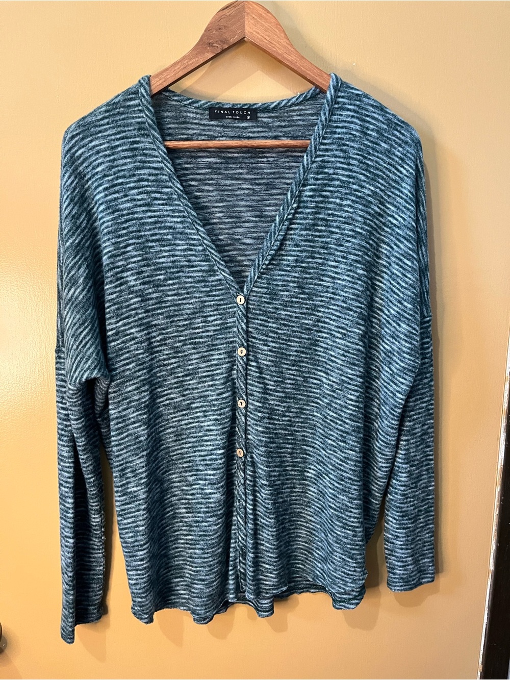Final Touch | S |Women’s Teal Marled Button-Front Cardigan | PTP 23”